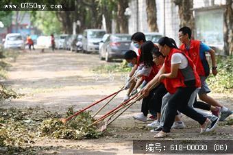 超强台风天鸽过后的义工们