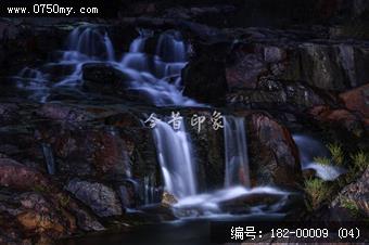 溪水潺潺