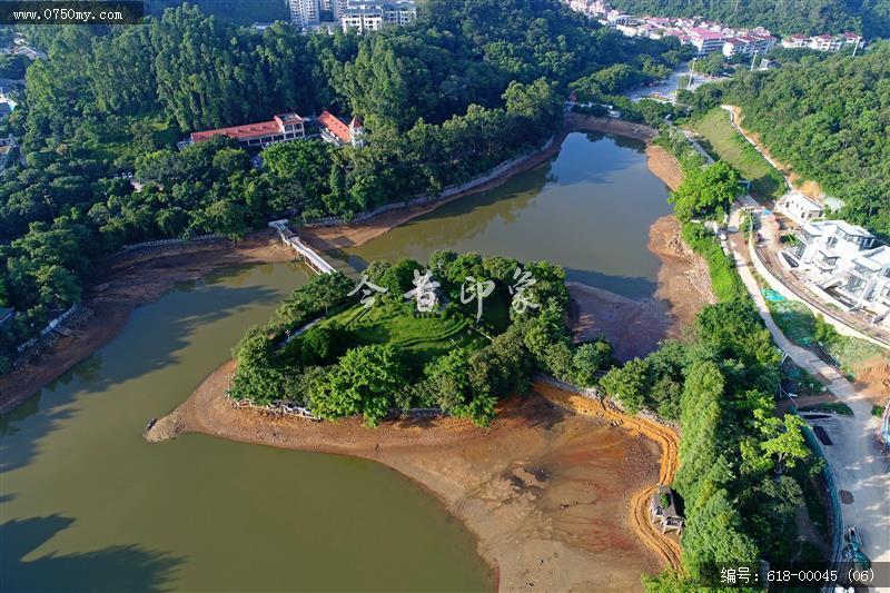 航拍玉湖环湖路升级改造工程_圭峰,玉湖,环湖路,升级改造,提质