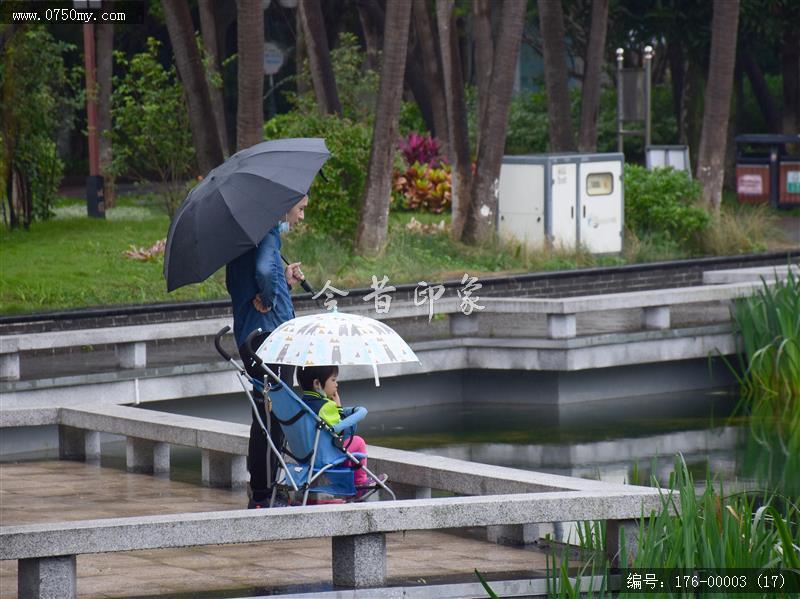 会城街头雨景纪实_落水,街景,扫街,人文