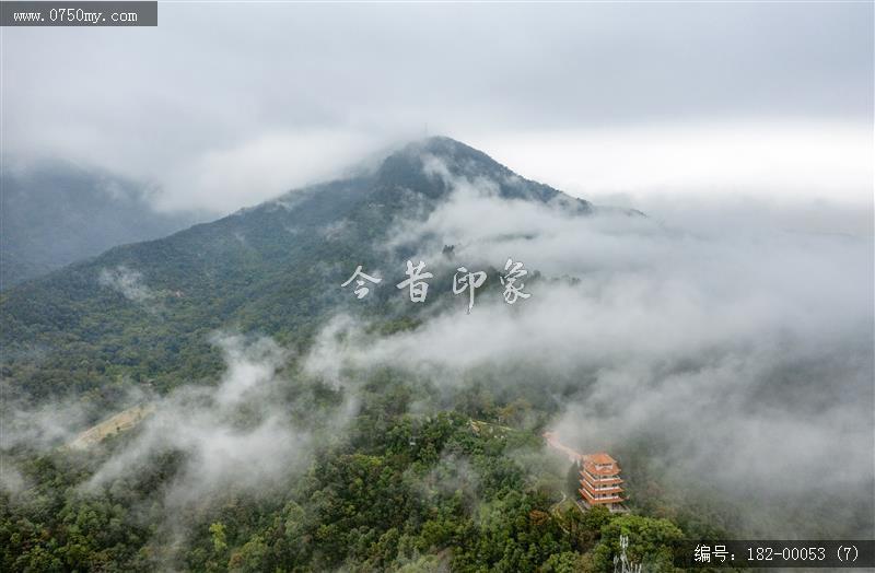 圭峰山碧霞楼 _航拍,旅游景点