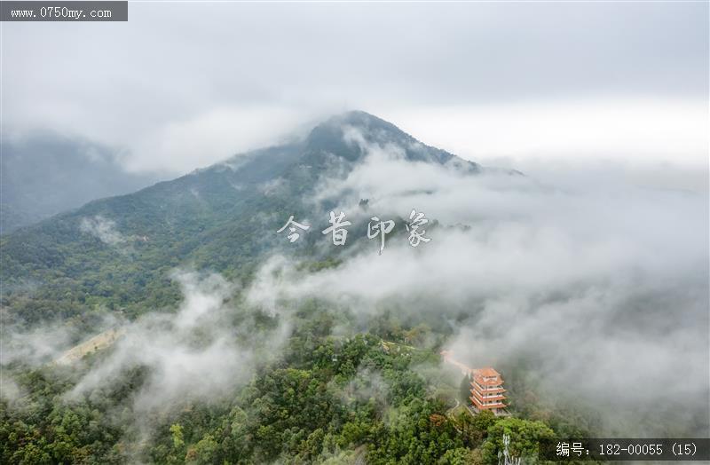 圭峰山碧霞楼云雾_航拍,圭峰山,自然景观