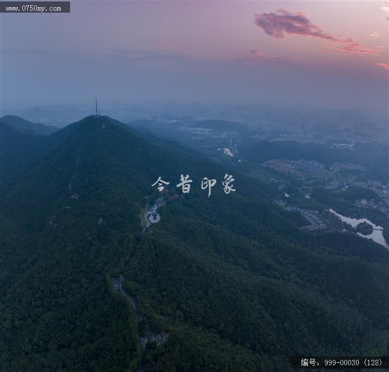 航拍圭峰山_航拍,旅游景点,自然景观