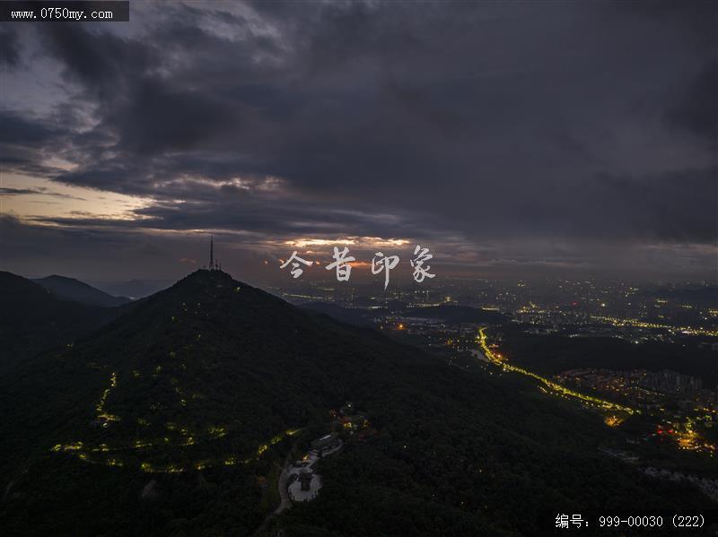 航拍圭峰山_航拍,旅游景点,自然景观