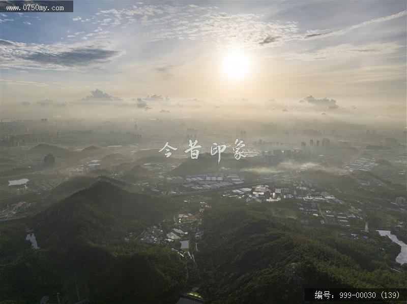 航拍圭峰山_航拍,旅游景点,自然景观