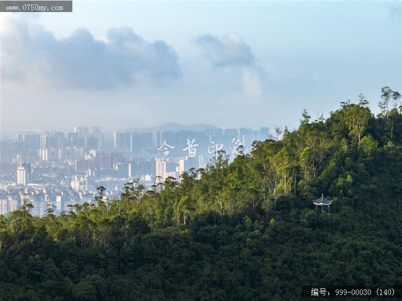 航拍圭峰山_航拍,旅游景点,自然景观