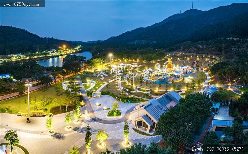 滑草场儿童公园_航拍,城市建设